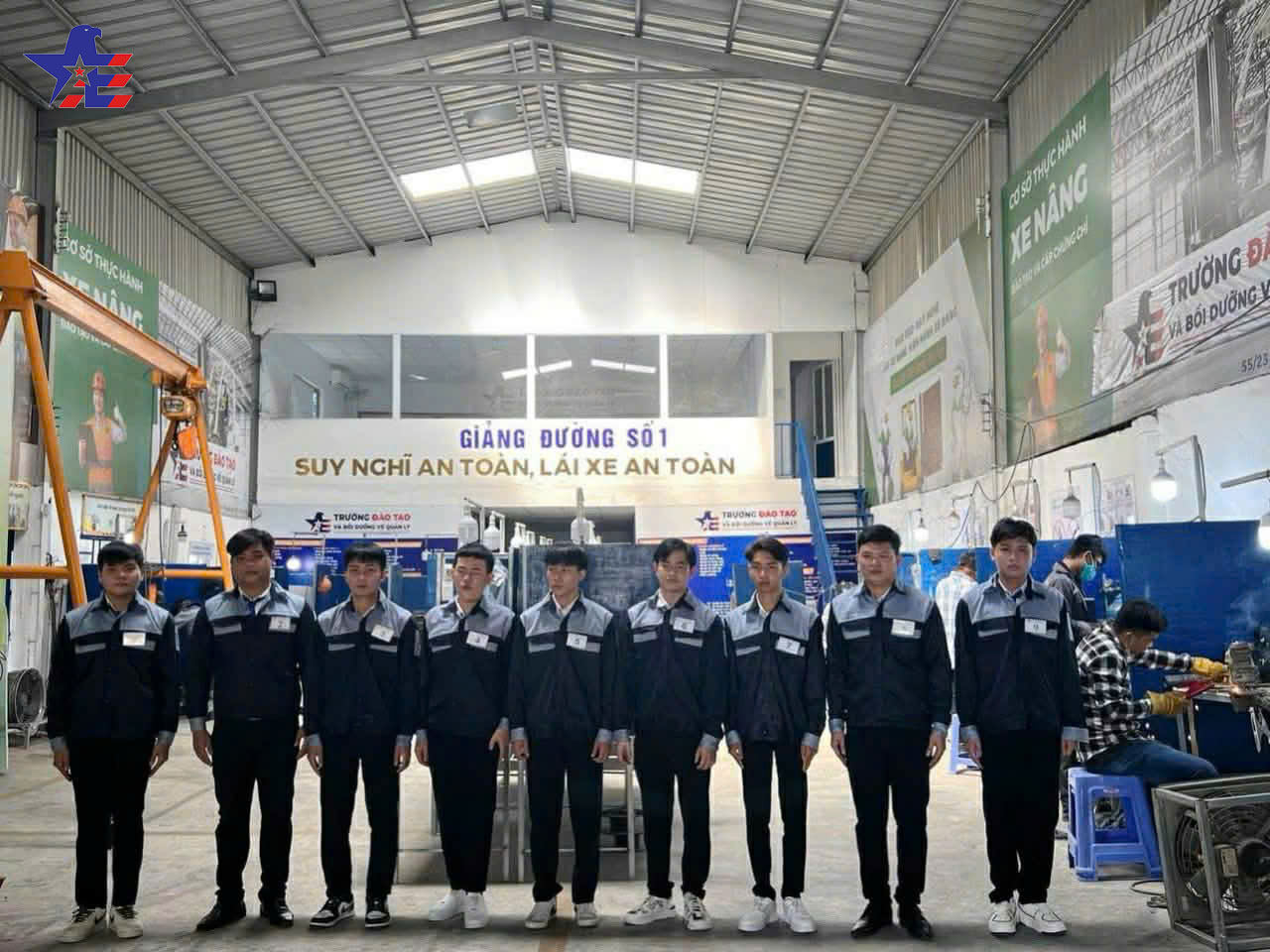 dao-tao-chung-chi-nghe-lai-xe-nang-tai-hai-phong
