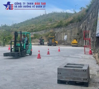 Tuyển Sinh Lớp Học Vận Hành Xe Nâng Lấy Bằng Nhanh Tại Hạ Long - Quảng Ninh